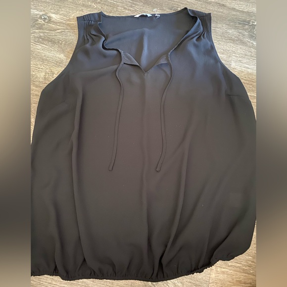 Black sleeveless 2x - Picture 1 of 2